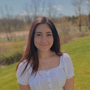 Meet your Posher, Ava